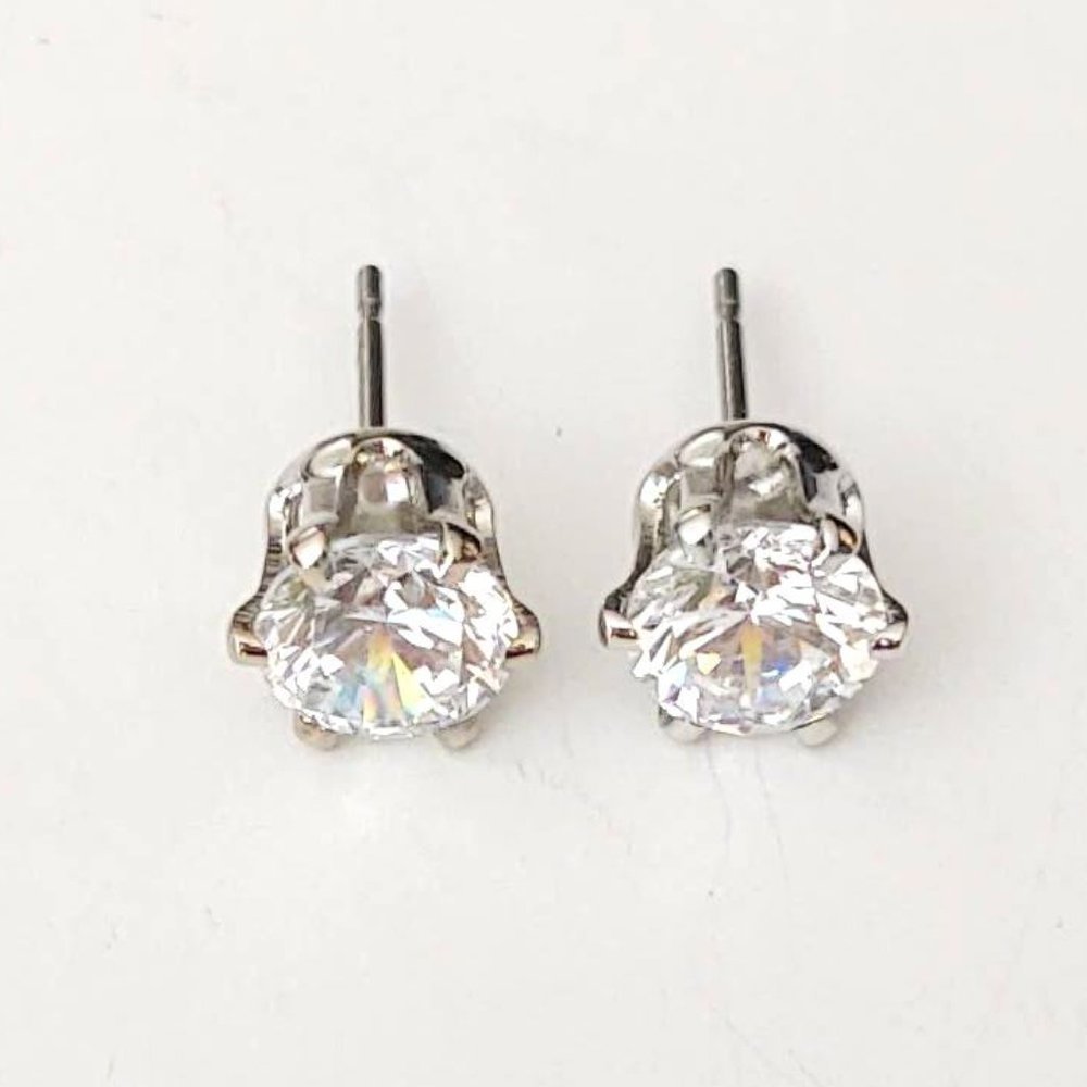 Faux diamond studs